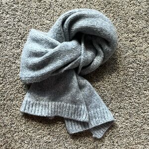 Abercrombie and Fitch Wool Scarf
